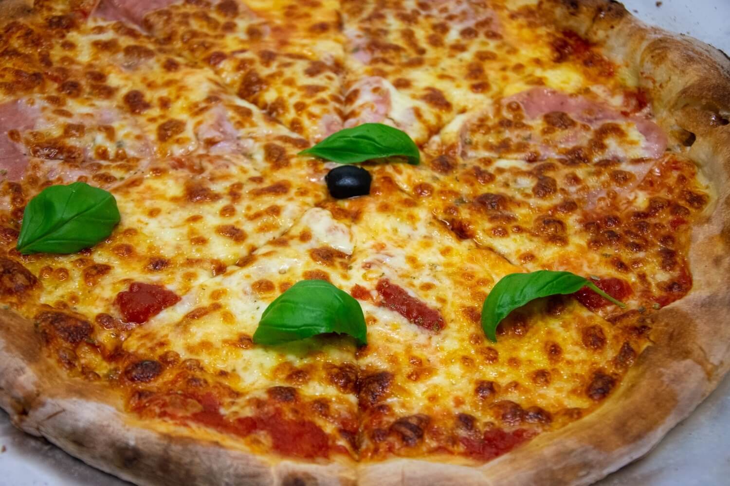 pizza pazza a pezzi landriano